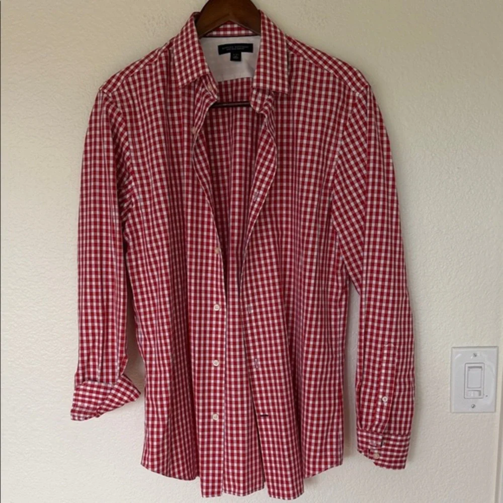 Banana Republic Red Gingham Men's Shirt